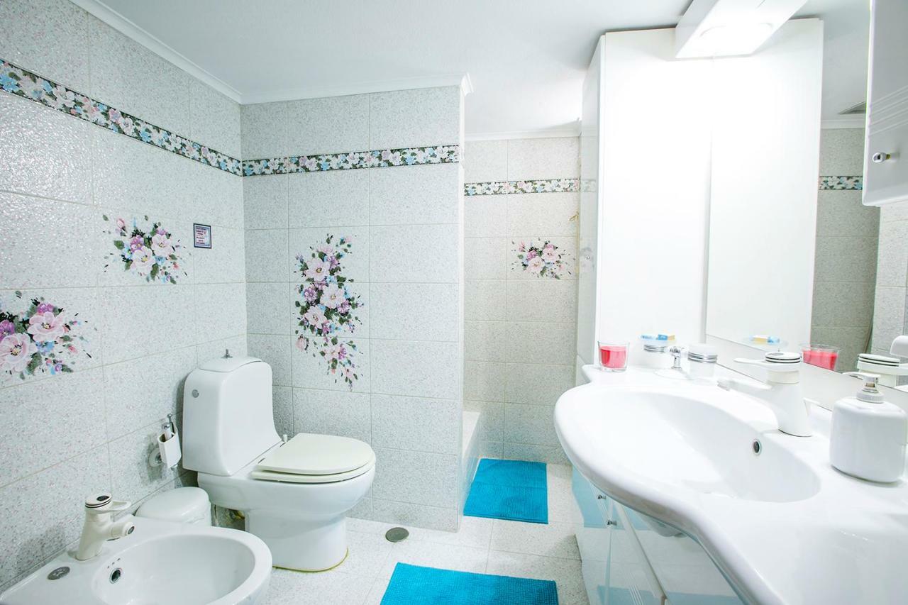 Spacious Next To Metro - Marousi דירה